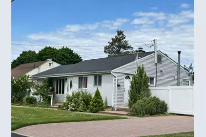 11 Franklin Street, Brentwood, NY 11717 - Photo 6