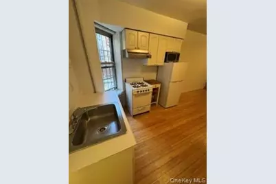 61 Mott Street, New York, NY 10013 - Photo 4