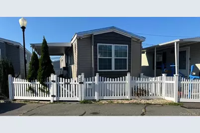 600 Broadway #M10, Amityville, NY 11701 - Photo 1