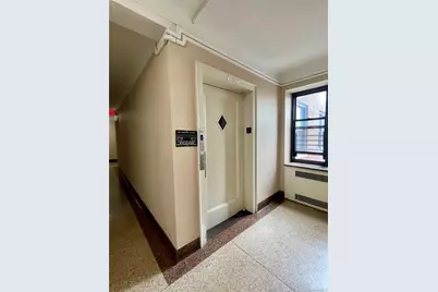 210 Martine Avenue #5D, White Plains, NY 10601 - Photo 8