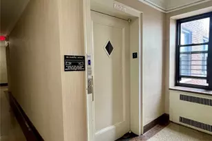 210 Martine Ave, White Plains, NY 10601 - Photo 8