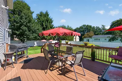 38 Elk Road, Hopewell Junction, NY 12533 - Photo 32