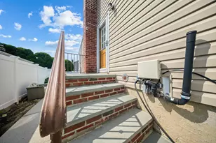 40 Elm Ave, Farmingdale, NY 11735 - Photo 12