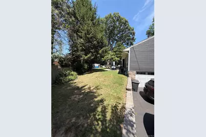 6 Raphael Street, Huntington, NY 11746 - Photo 4