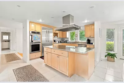 35 Highridge Road, Hartsdale, NY 10530 - Photo 14