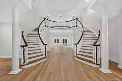 11 Danton Lane N, Locust Valley, NY 11560 - Photo 16
