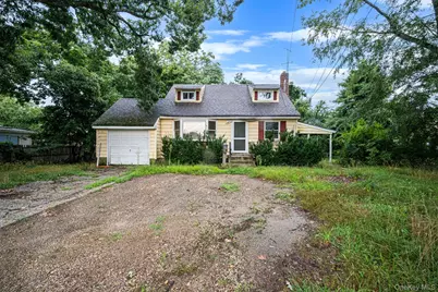 440 Clayton Street, Central Islip, NY 11722 - Photo 1