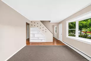 440 Clayton St, Central Islip, NY 11722 - Photo 8