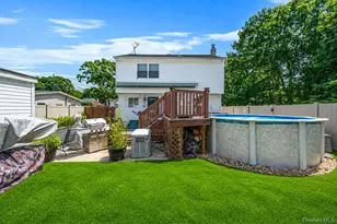 8 Halewood Dr, Shirley, NY 11967 - Photo 14