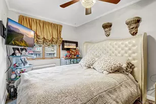 60-23 77th Pl, Middle Village, NY 11379 - Photo 8