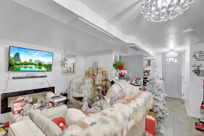 60-23 77th Place, Middle Village, NY 11379 - Photo 16