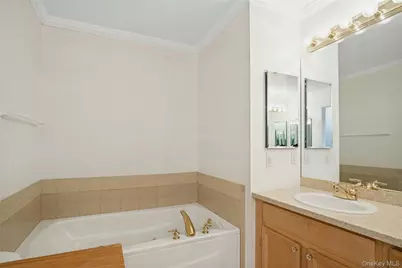 31 Glen Hill Lane #31, Tarrytown, NY 10591 - Photo 10