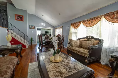 19 South Lane, Huntington, NY 11743 - Photo 6