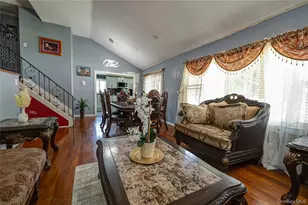 19 South Ln, Huntington, NY 11743 - Photo 6