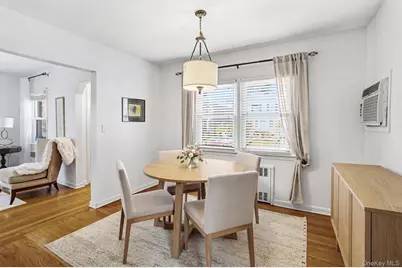 64 W Fenimore Street, Valley Stream, NY 11580 - Photo 10