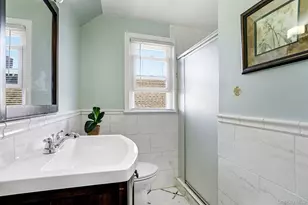 64 W Fenimore St, Valley Stream, NY 11580 - Photo 20