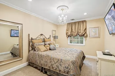 1 Fairway Drive, Old Bethpage, NY 11804 - Photo 14