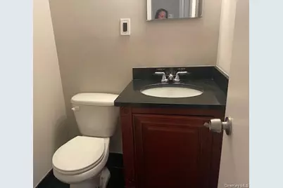 142 McGlynn Place #2nd Fl, Cedarhurst, NY 11516 - Photo 6