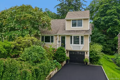 4 Beach Avenue, Northport, NY 11768 - Photo 2