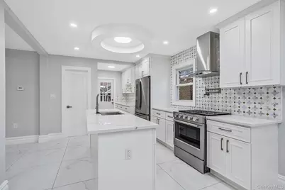 23115 126th Avenue, Jamaica, NY 11413 - Photo 10
