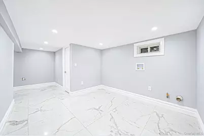 23115 126th Avenue, Jamaica, NY 11413 - Photo 20