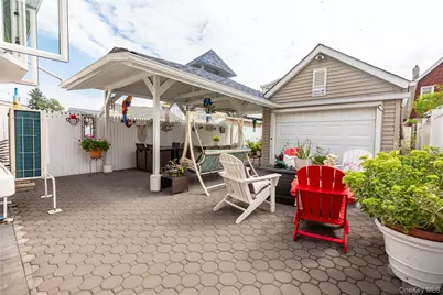 13043 Lefferts Boulevard, Ozone Park, NY 11420 - Photo 22