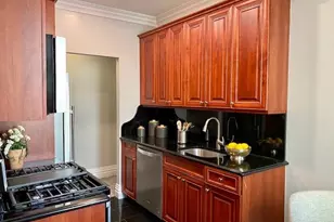 140 Broadway, Lynbrook, NY 11563 - Photo 2