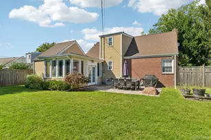 666 Lakeview Ave, Rockville Centre, NY 11570 - Photo 26
