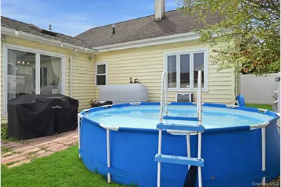 626 Central Avenue, Massapequa, NY 11758 - Photo 32