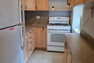 144-04 78th Ave, Kew Gardens, NY 11367 - Photo 4