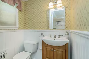65 Essex Ct, Port Washington, NY 11050 - Photo 16
