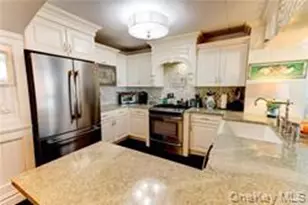 170 W Broadway, Long Beach, NY 11561 - Photo 8