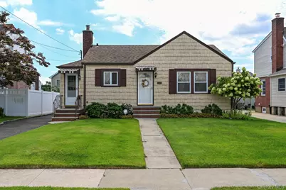 1073 Hancock Avenue, Franklin Square, NY 11010 - Photo 1