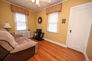 1073 Hancock Ave, Franklin Square, NY 11010 - Photo 8