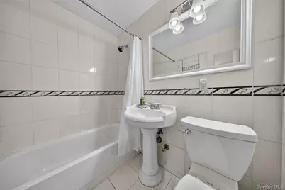 29-30 137th Street #3K, Flushing, NY 11354 - Photo 18