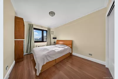 29-30 137th Street #3K, Flushing, NY 11354 - Photo 16