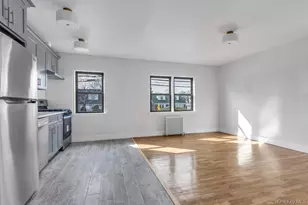 6 Brown Ave, Hempstead, NY 11550 - Photo 6