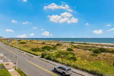 7110 Beach Front Road, Arverne, NY 11692 - Photo 20