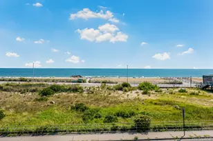 71-10 Beach Front Rd, Arverne, NY 11692 - Photo 8