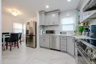 3381 Oceanside Rd, Oceanside, NY 11572 - Photo 4