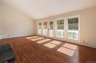 94 Todd Ln, Briarcliff Manor, NY 10510 - Photo 12