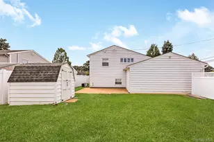 65 Graham St, Farmingdale, NY 11735 - Photo 26