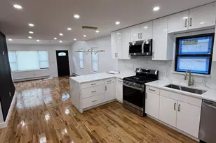 140-12 174th St, Jamaica, NY 11434 - Photo 4