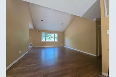 25 Butternut Drive, New City, NY 10956 - Photo 2