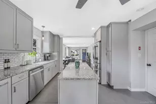 101 Highland Ave, Patchogue, NY 11772 - Photo 4
