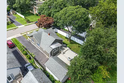 101 Highland Avenue, Patchogue, NY 11772 - Photo 28