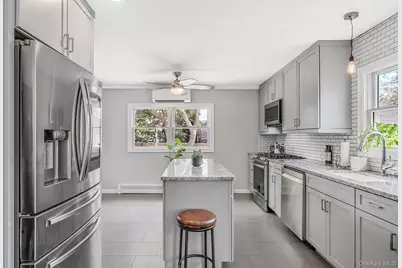 101 Highland Avenue, Patchogue, NY 11772 - Photo 6