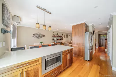 63-27 72nd Street, Middle Village, NY 11379 - Photo 12