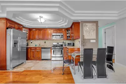 7137 70th Street #B, Glendale, NY 11385 - Photo 4