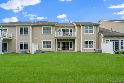 11 Halley Drive, Blue Point, NY 11772 - Photo 26